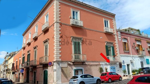 negozio in vendita a Manfredonia in zona Centro Storico