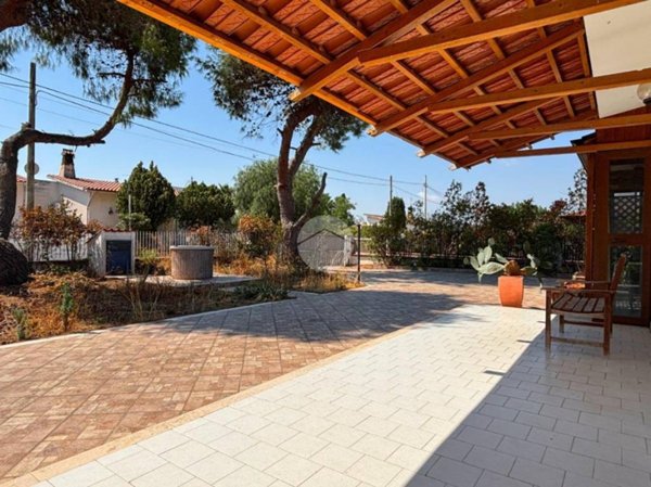 casa indipendente in vendita a Manfredonia