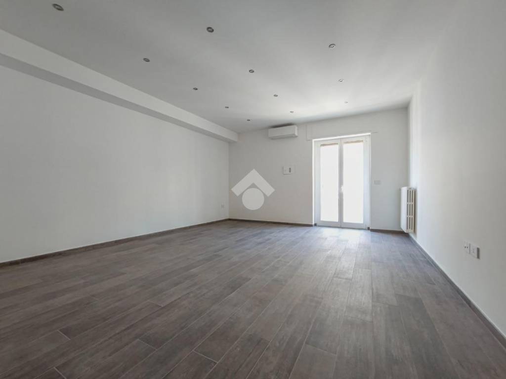 appartamento in vendita a Manfredonia in zona Centro Storico