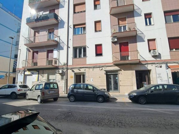 negozio in vendita a Manfredonia