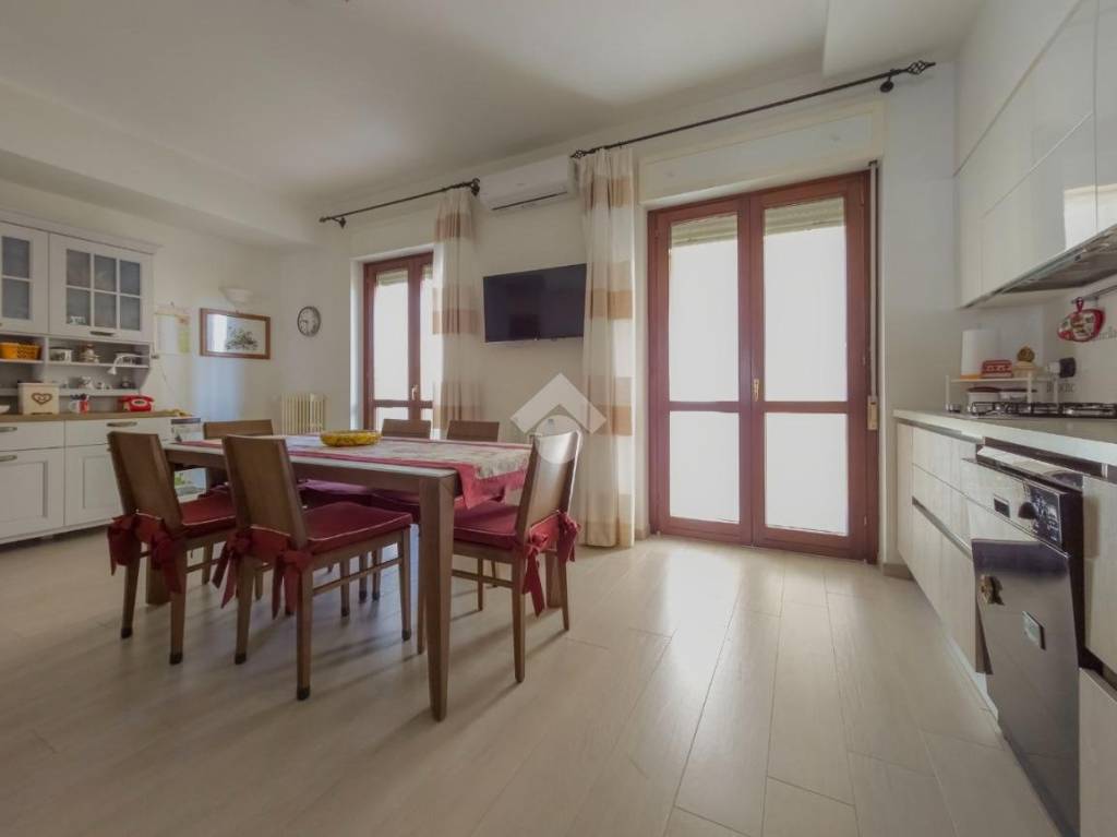 appartamento in vendita a Manfredonia in zona Centro Storico