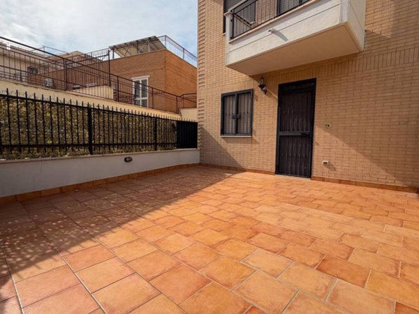 casa indipendente in vendita a Manfredonia
