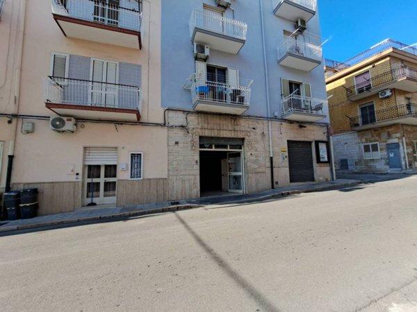 negozio in vendita a Manfredonia