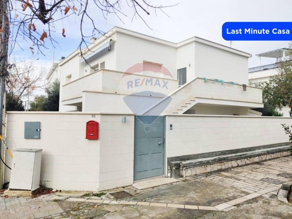 casa indipendente in vendita a Manfredonia in zona Siponto