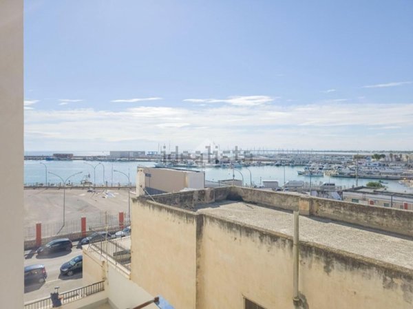 appartamento in vendita a Manfredonia in zona Centro Storico