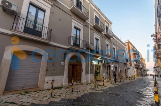 appartamento in vendita a Manfredonia in zona Centro Storico