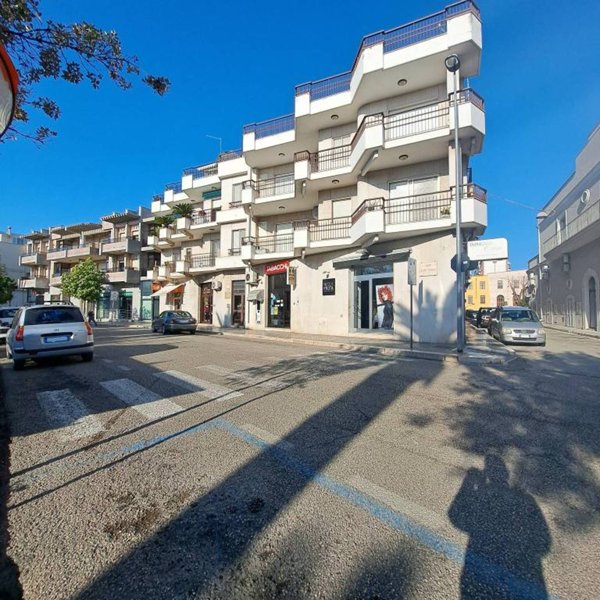 appartamento in vendita a Manfredonia in zona Centro Storico