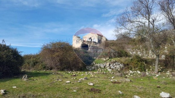 casa indipendente in vendita a Manfredonia in zona Tomaiuolo