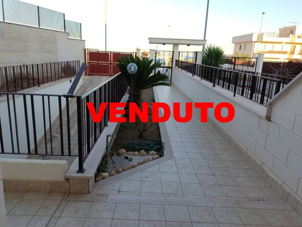casa indipendente in vendita a Manfredonia