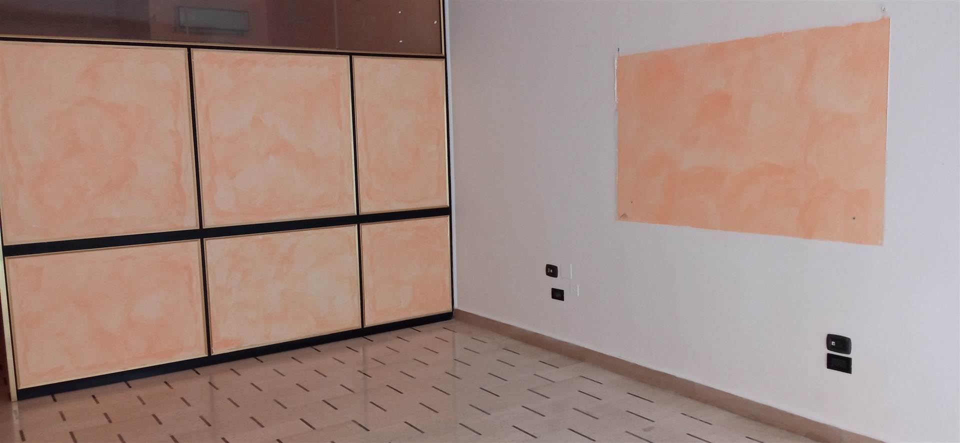 negozio in vendita a Manfredonia