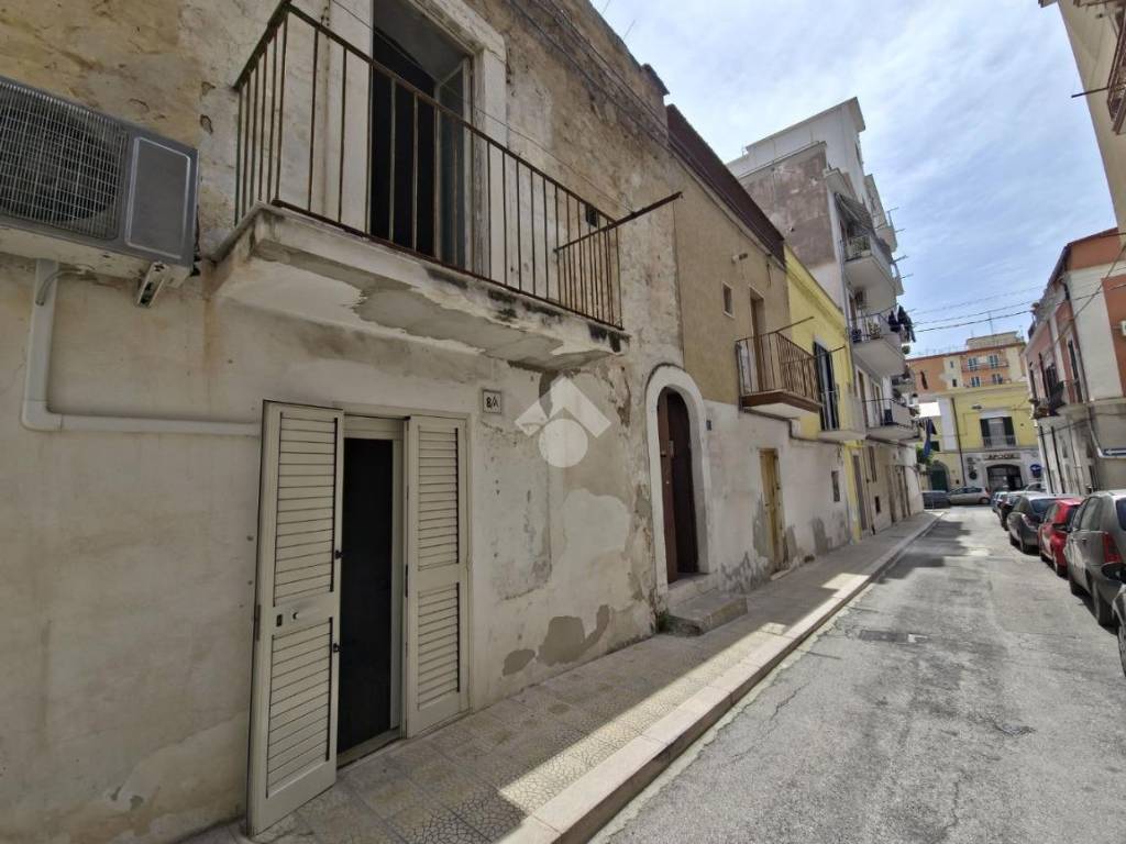 appartamento in vendita a Manfredonia in zona Centro Storico