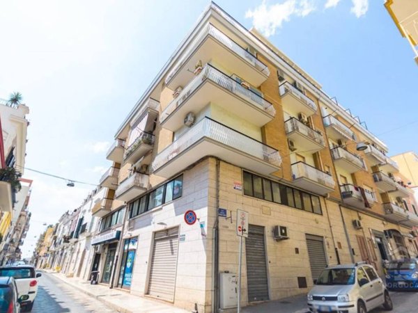 appartamento in vendita a Manfredonia in zona Centro Storico