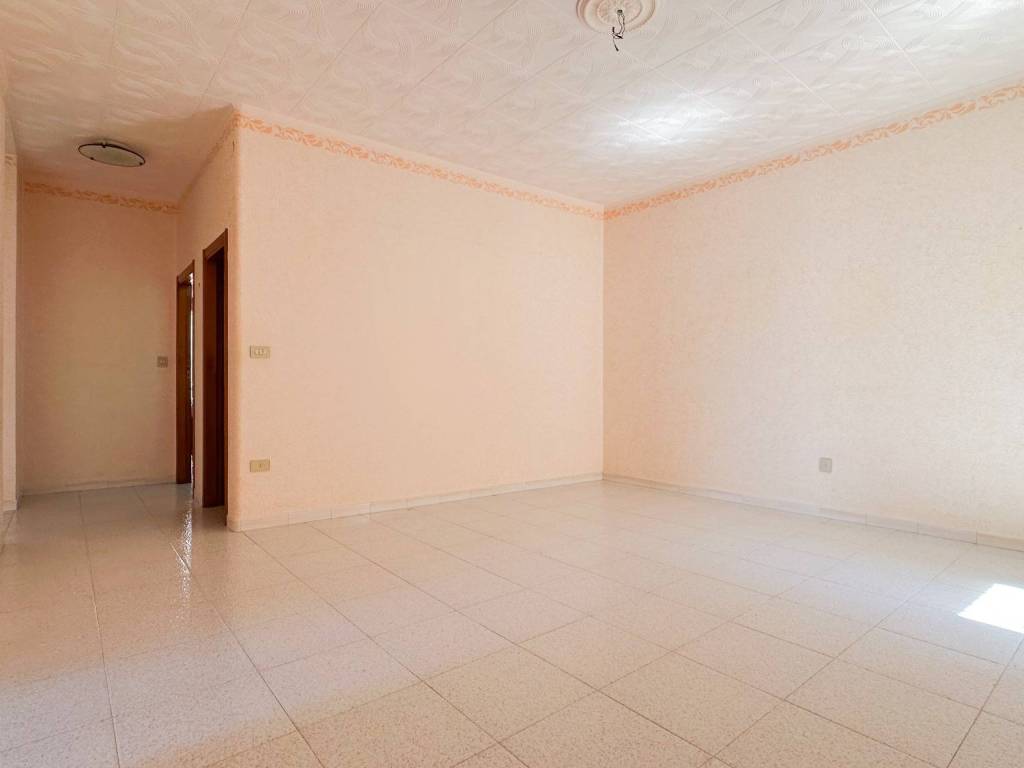 appartamento in vendita a Manfredonia in zona Centro Storico