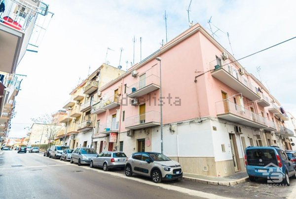 locale commerciale in vendita a Manfredonia