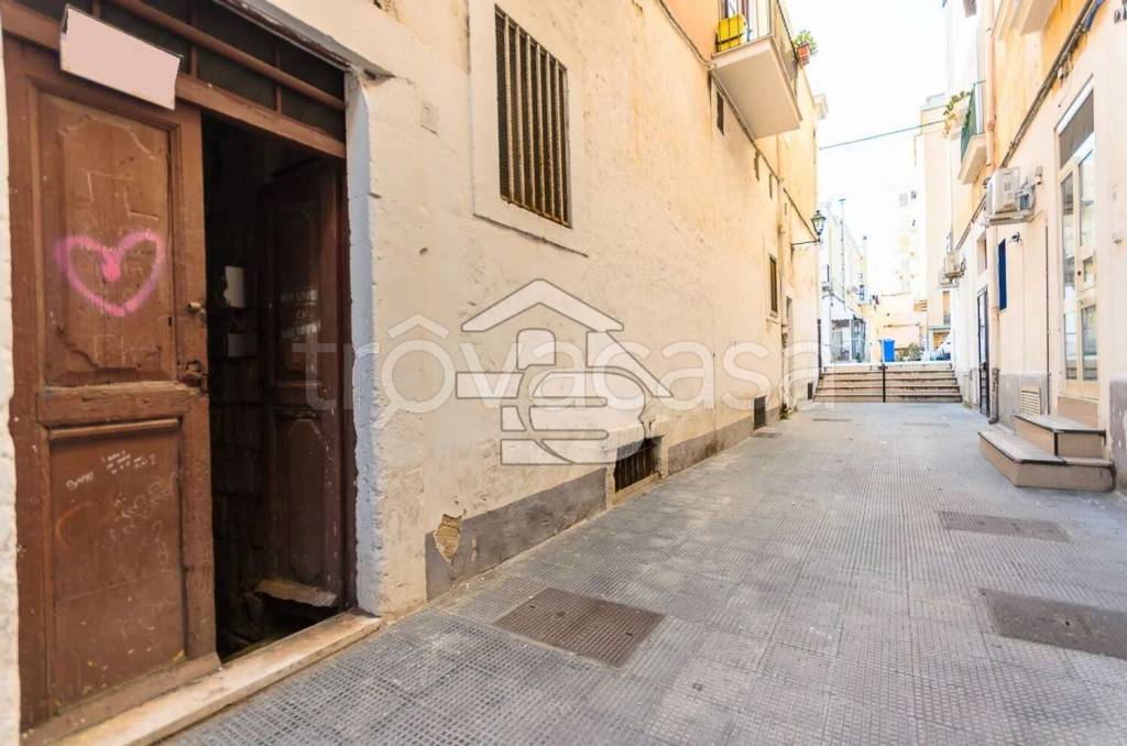 ufficio in vendita a Manfredonia in zona Centro Storico