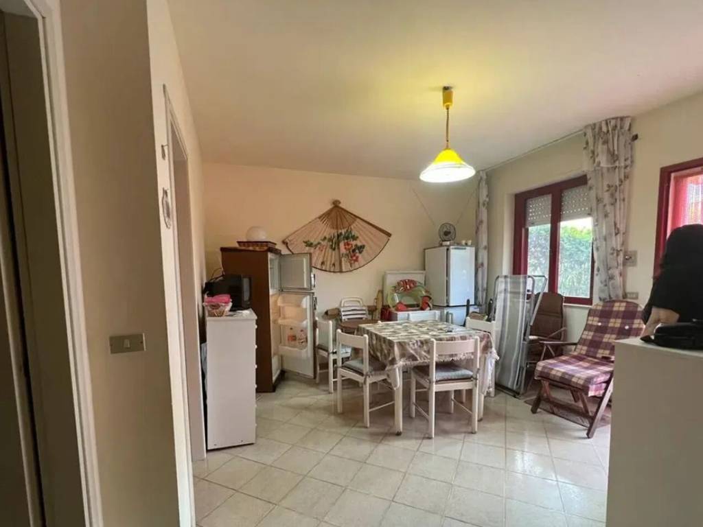 casa indipendente in vendita a Manfredonia in zona Ippocampo