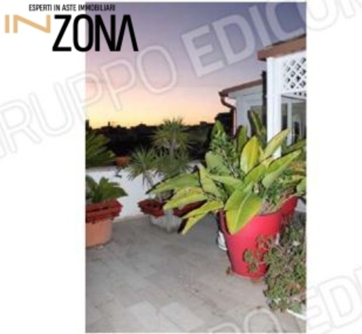 appartamento in vendita a Manfredonia in zona Centro Storico