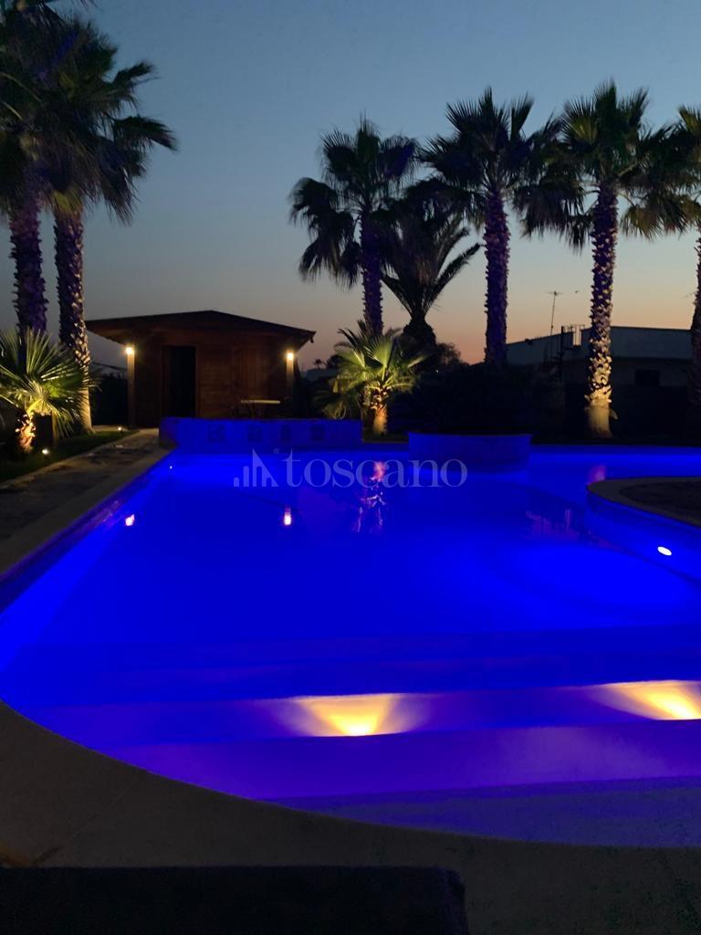 casa indipendente in vendita a Manfredonia in zona Ippocampo