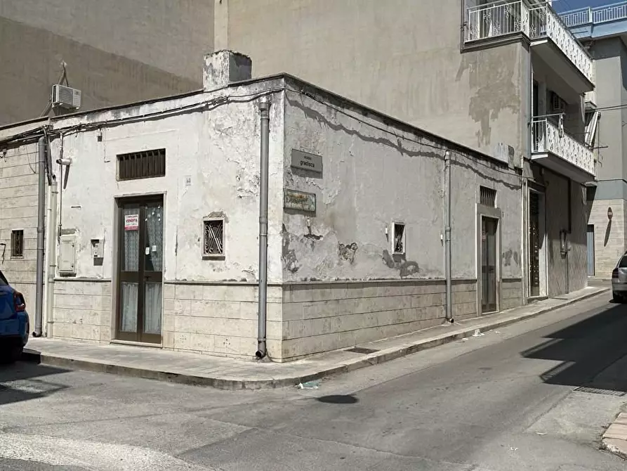 casa indipendente in vendita a Manfredonia in zona Centro Storico