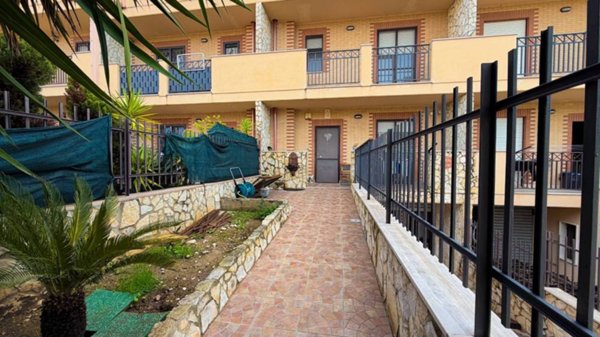 casa indipendente in vendita a Manfredonia