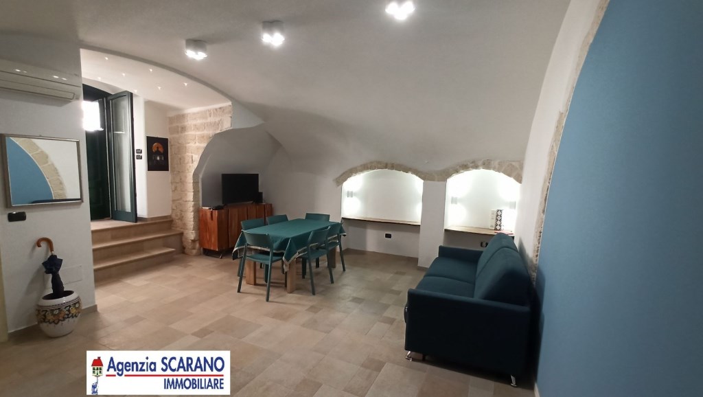 casa indipendente in vendita a Manfredonia in zona Centro Storico
