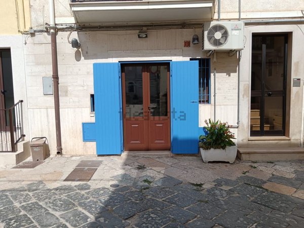 appartamento in vendita a Manfredonia in zona Centro Storico