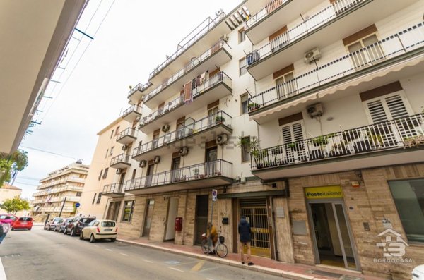 appartamento in vendita a Manfredonia in zona Centro Storico