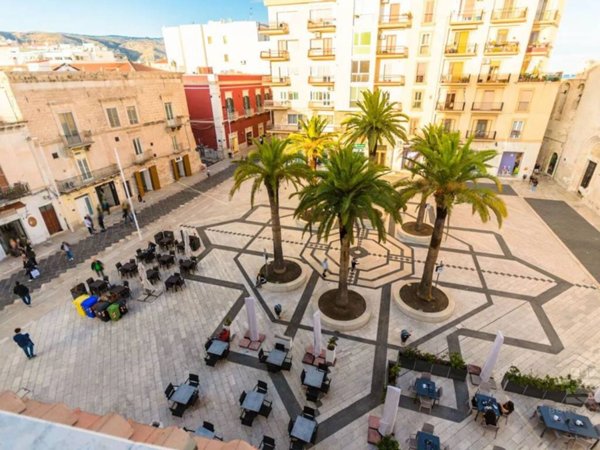 appartamento in vendita a Manfredonia in zona Centro Storico