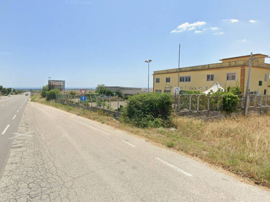 negozio in vendita a Manfredonia