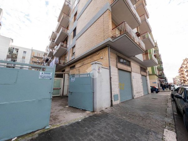 negozio in vendita a Manfredonia