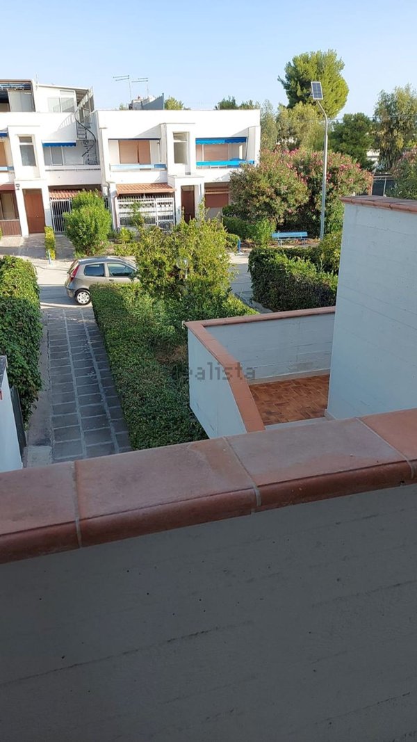 casa indipendente in vendita a Manfredonia in zona Ippocampo