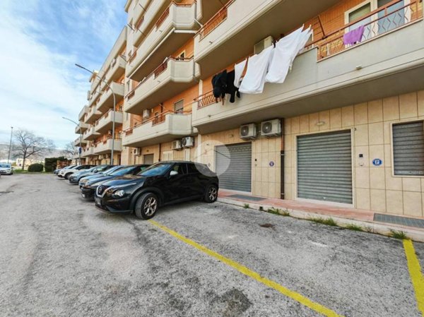 appartamento in vendita a Manfredonia in zona Centro Storico
