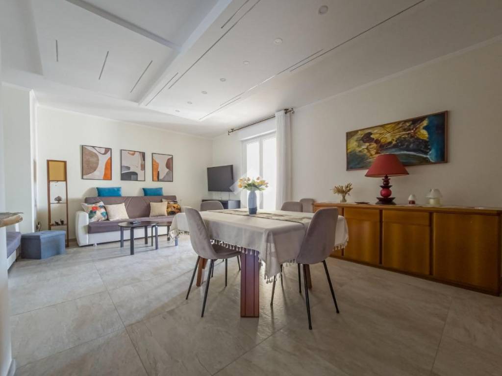 appartamento in vendita a Manfredonia in zona Centro Storico