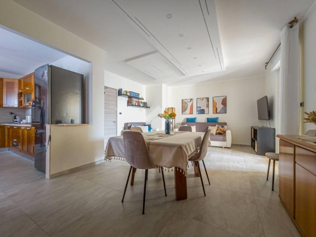 appartamento in vendita a Manfredonia in zona Centro Storico