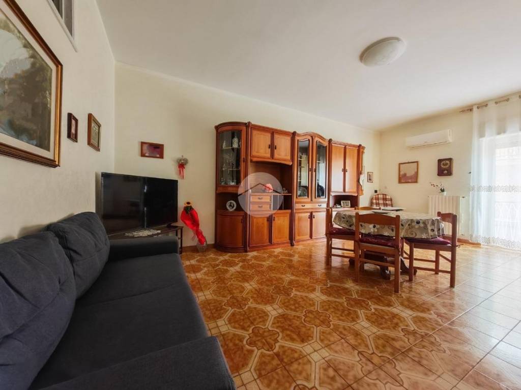 appartamento in vendita a Manfredonia in zona Centro Storico