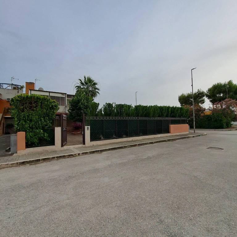 appartamento in vendita a Manfredonia in zona Sciali