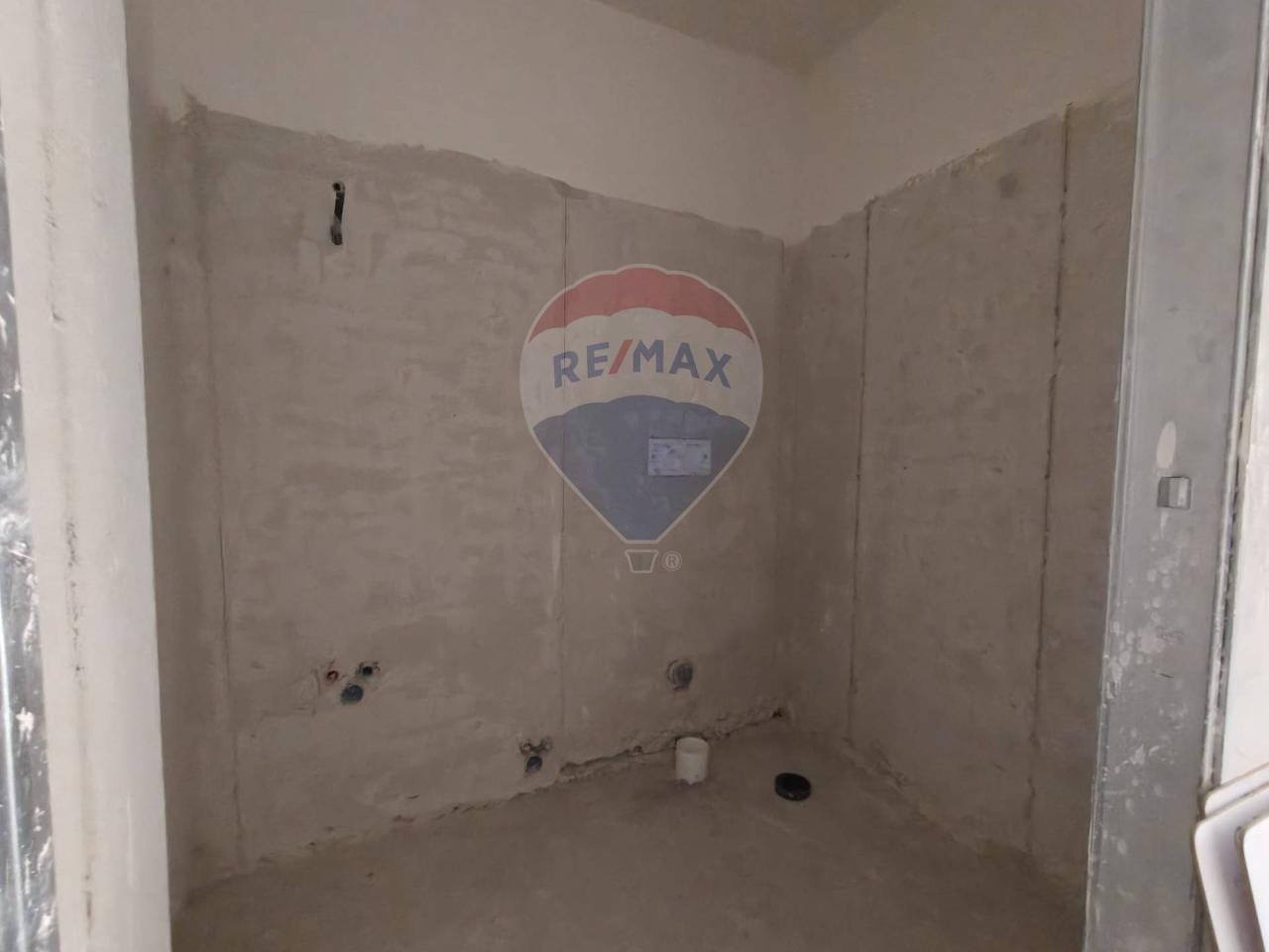 casa indipendente in vendita a Manfredonia in zona Centro Storico