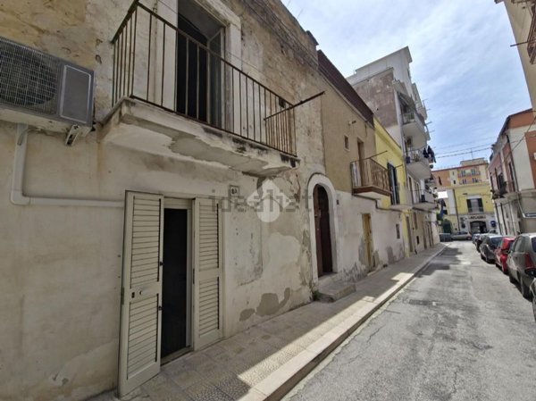 appartamento in vendita a Manfredonia in zona Centro Storico