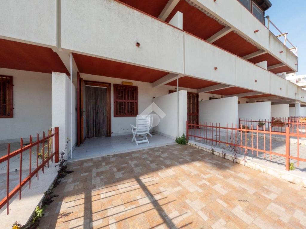 appartamento in vendita a Manfredonia in zona Ippocampo