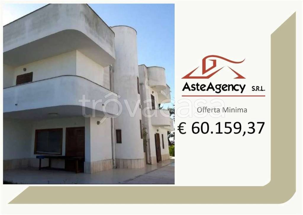 casa indipendente in vendita a Manfredonia in zona Ippocampo