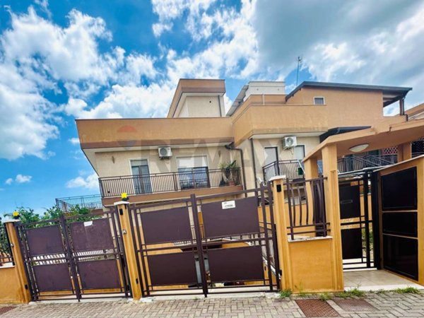 appartamento in vendita a Manfredonia in zona Centro Storico