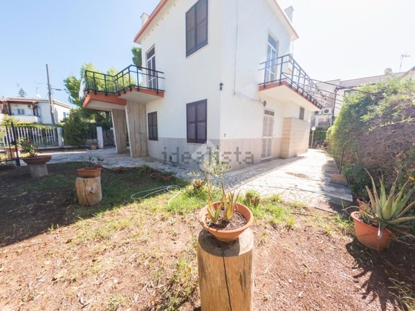 casa indipendente in vendita a Manfredonia
