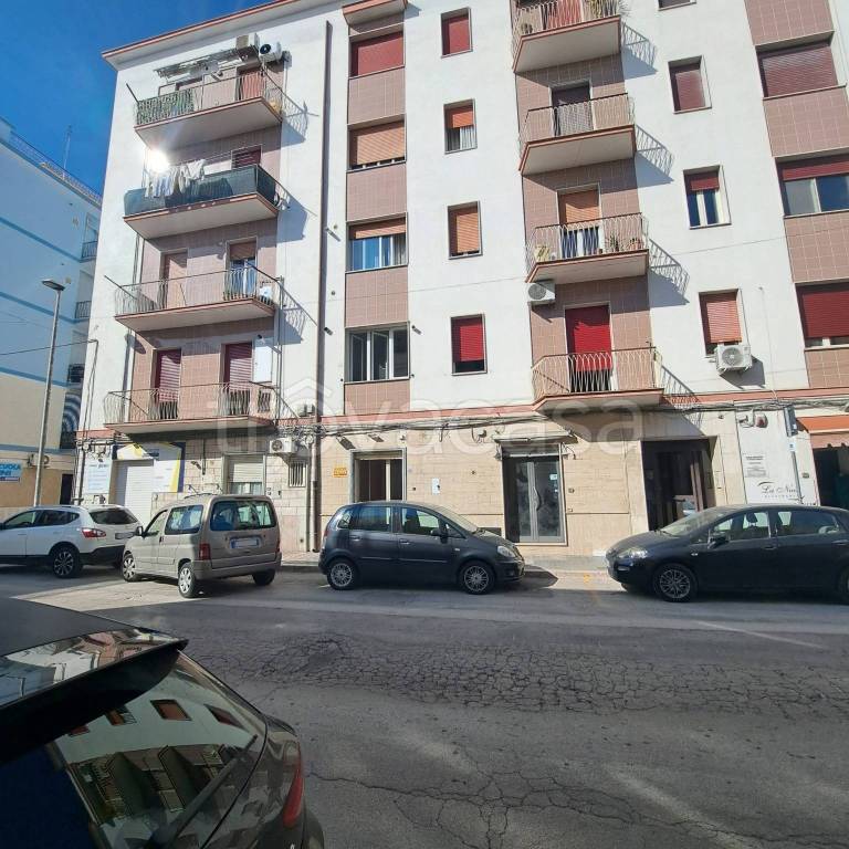 negozio in vendita a Manfredonia