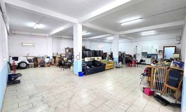 negozio in vendita a Manfredonia