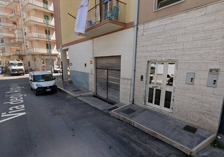 locale di sgombero in vendita a Manfredonia