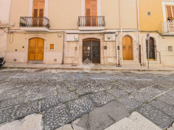 appartamento in vendita a Manfredonia in zona Centro Storico