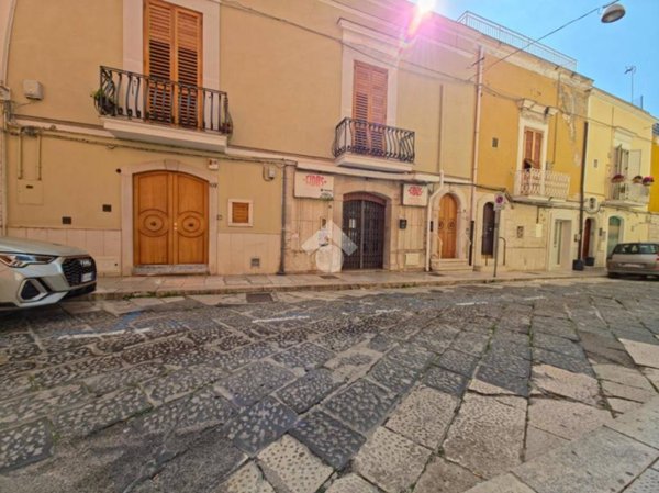 appartamento in vendita a Manfredonia in zona Centro Storico