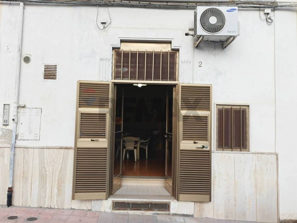 appartamento in vendita a Manfredonia in zona Centro Storico