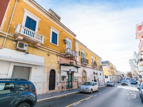 appartamento in vendita a Manfredonia in zona Centro Storico