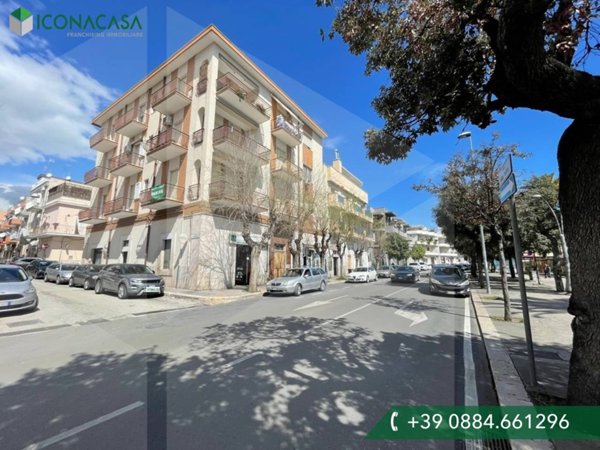 appartamento in vendita a Manfredonia in zona Centro Storico